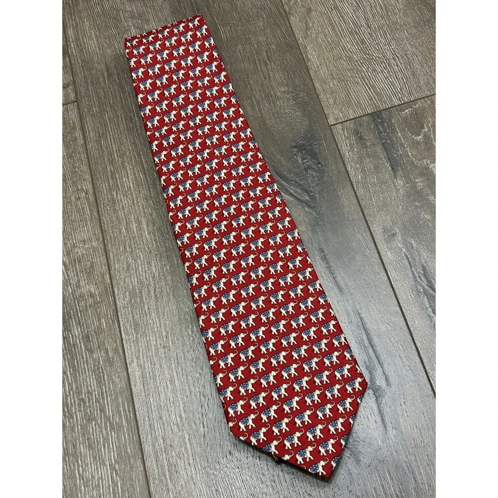 Brooks Brothers Makers Silk Tie Elephant Art Deco Red USA 4x58 Vintage